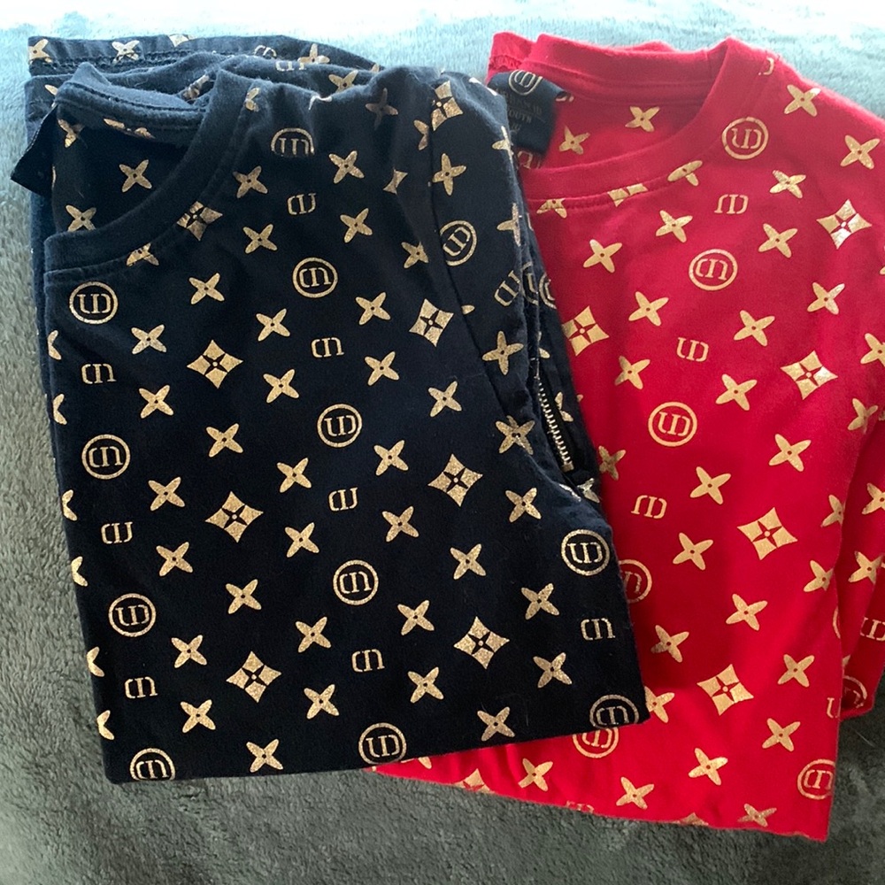 Two boys T-shirt’s , no wear and tear